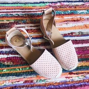 Gianni Bini Blush Espadrille